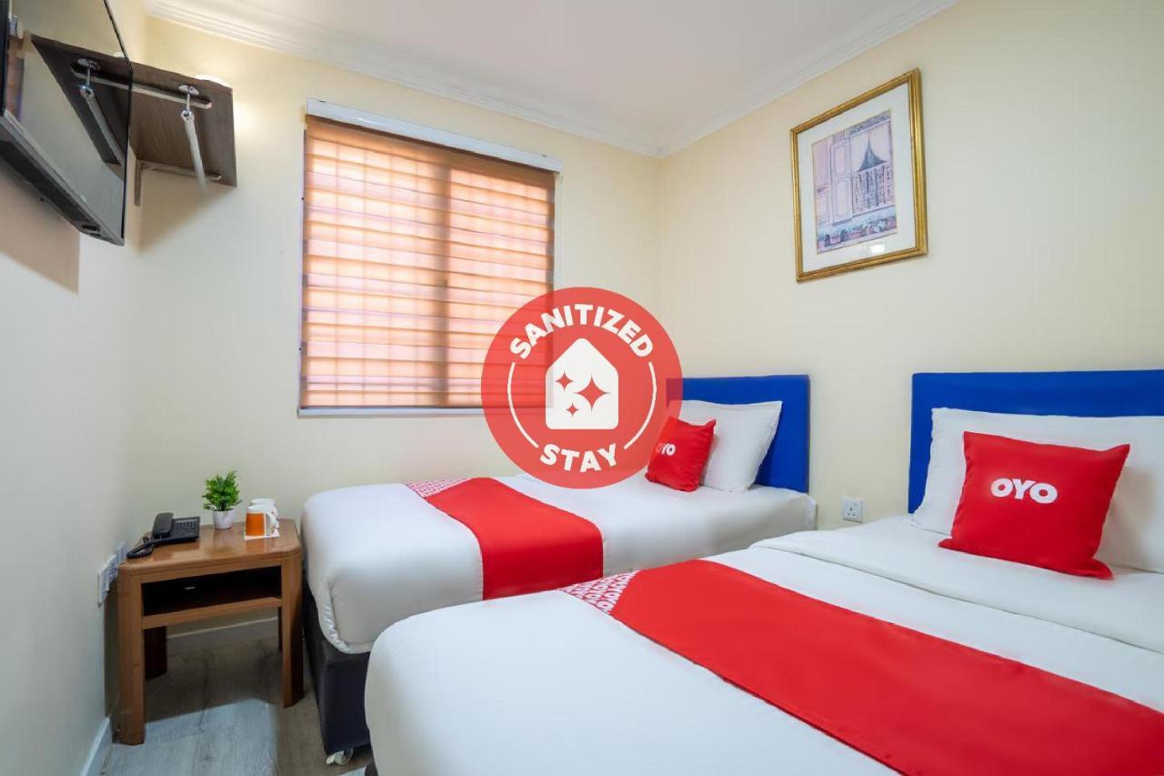 เฮนเตียน โฮเทล กาจัง Hotel ภายนอก รูปภาพ