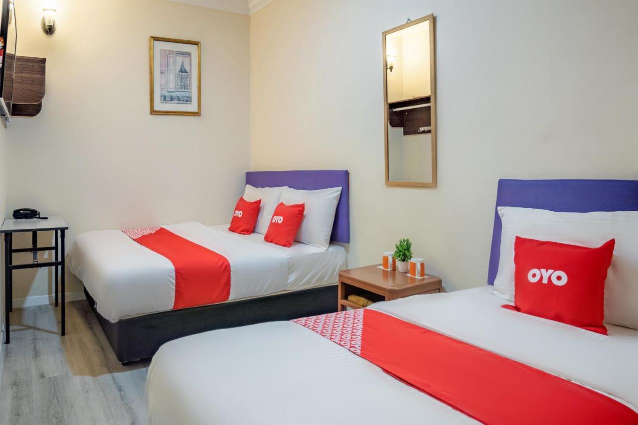 เฮนเตียน โฮเทล กาจัง Hotel ภายนอก รูปภาพ